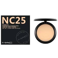 MAC Powder Foundation Studio Fix Plus NC25